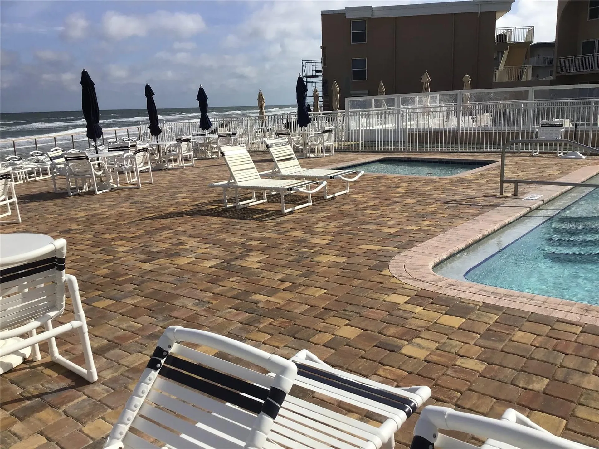 4811 Saxon New Smyrna Beach FL 32169