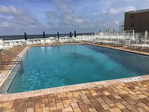 4811 Saxon New Smyrna Beach FL 32169