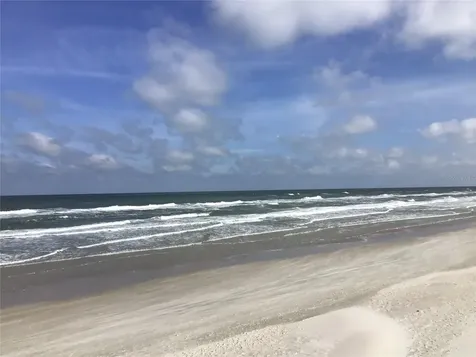 4811 Saxon New Smyrna Beach FL 32169