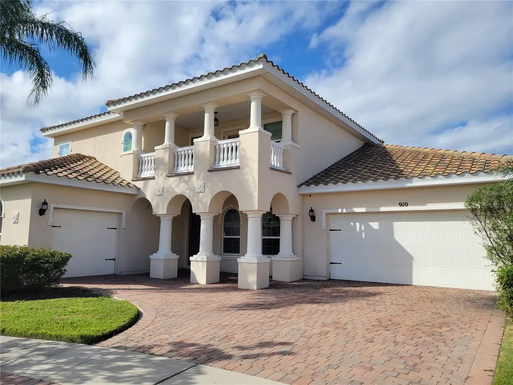 910 Spinnaker Way Kissimmee FL 34746