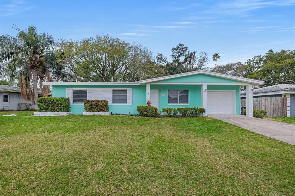 1912 N Highland Avenue Clearwater FL 33755