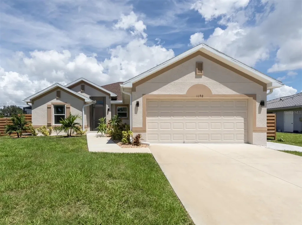 1190 Euclid Road Venice FL 34293
