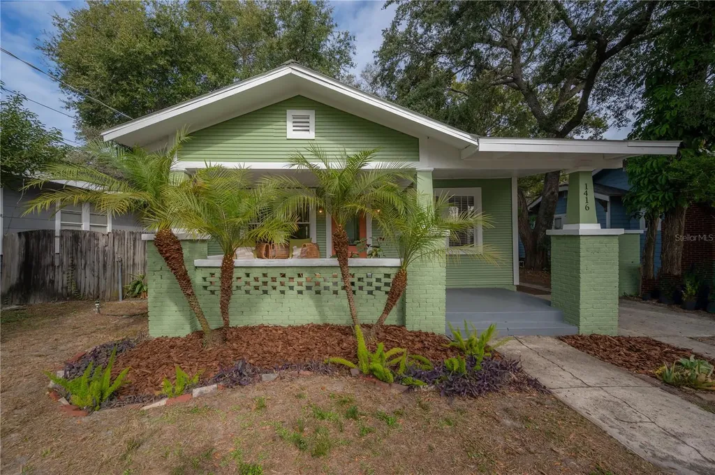 1416 E Paris Street Tampa FL 33604