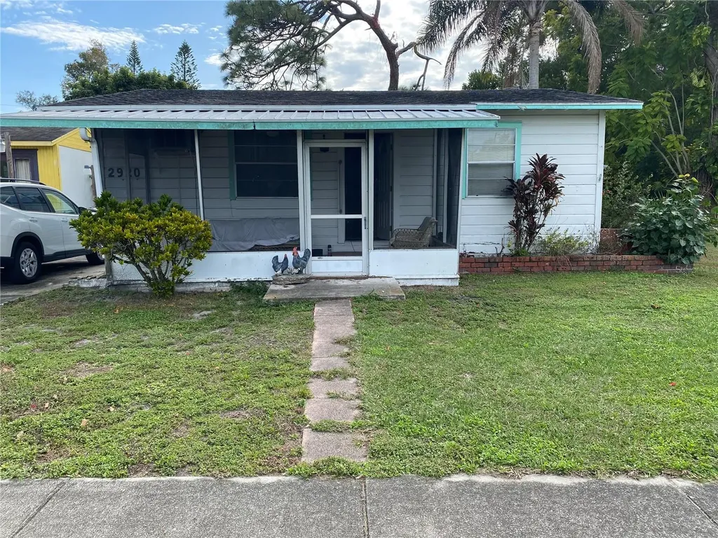 2920 Division Drive N St Petersburg FL 33714