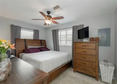 7560 Orpine Drive N St Petersburg FL 33702
