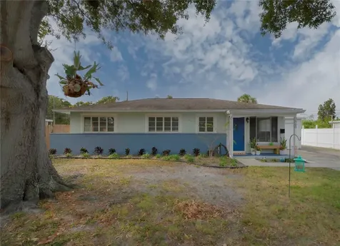 7560 Orpine Drive N St Petersburg FL 33702