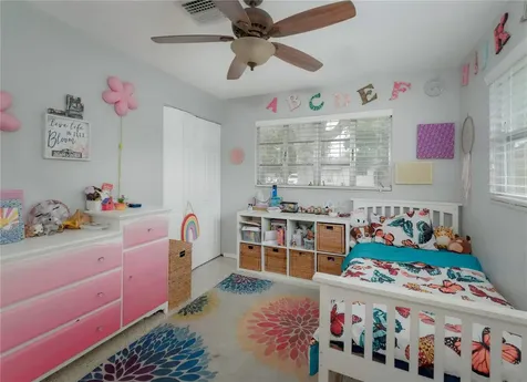 7560 Orpine Drive N St Petersburg FL 33702