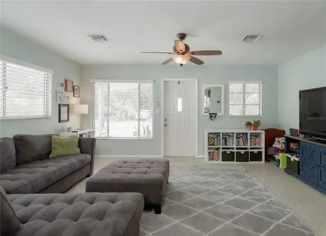 7560 Orpine Drive N St Petersburg FL 33702