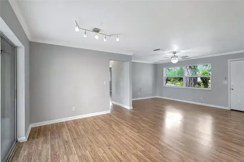 2837 30th Street N St Petersburg FL 33713