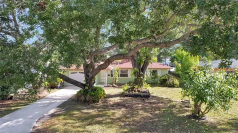 2837 30th Street N St Petersburg FL 33713