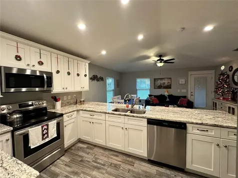 8 Sun Air Boulevard W Haines City FL 33844