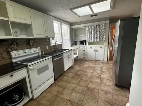 740 Summit Street Eustis FL 32726