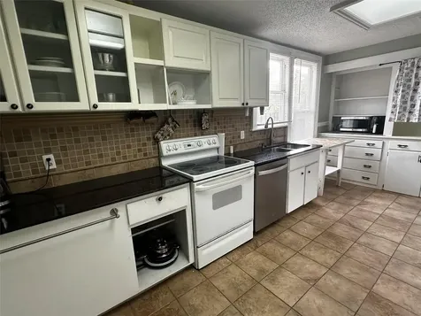 740 Summit Street Eustis FL 32726