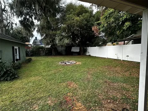 740 Summit Street Eustis FL 32726