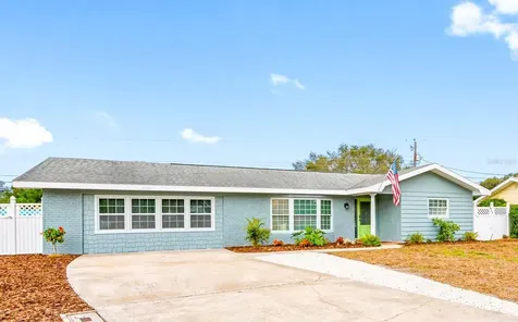 9968 136th Street Seminole FL 33776