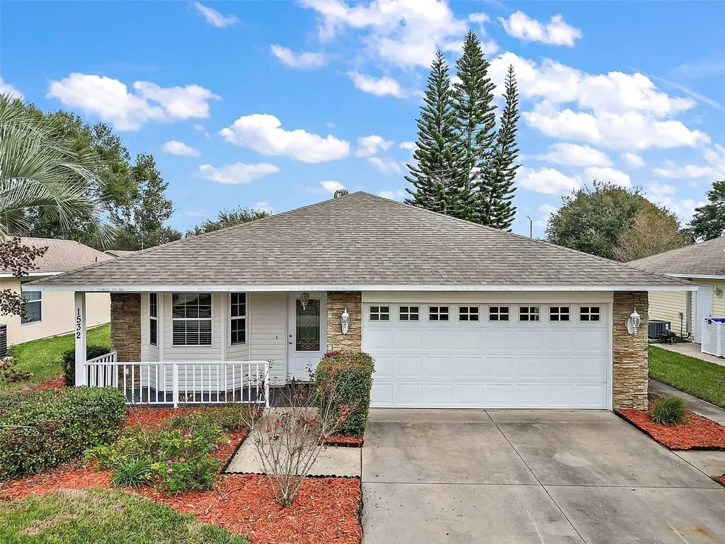 1532 Lake Villa Drive Tavares FL 32778
