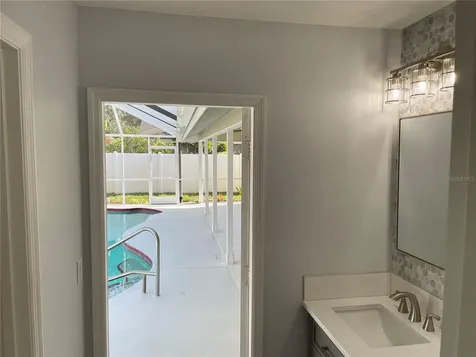 4639 Classique Drive Sarasota FL 34243