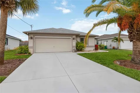 107 Cottage Place Rotonda West FL 33947