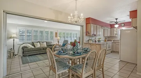 118 46th Street Holmes Beach FL 34217