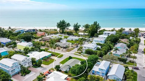 118 46th Street Holmes Beach FL 34217