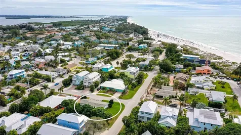 118 46th Street Holmes Beach FL 34217