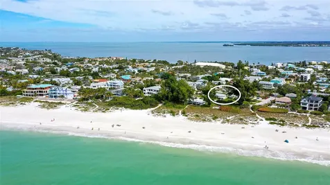 118 46th Street Holmes Beach FL 34217