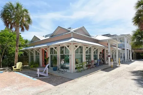 118 46th Street Holmes Beach FL 34217
