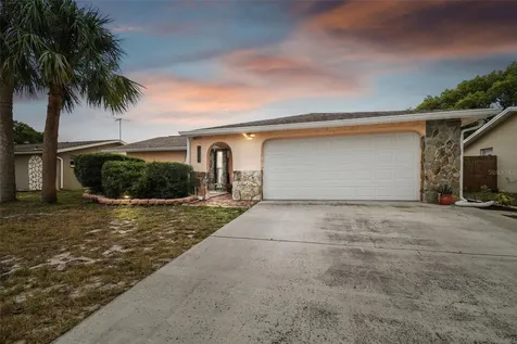 8206 Medford Drive Port Richey FL 34668