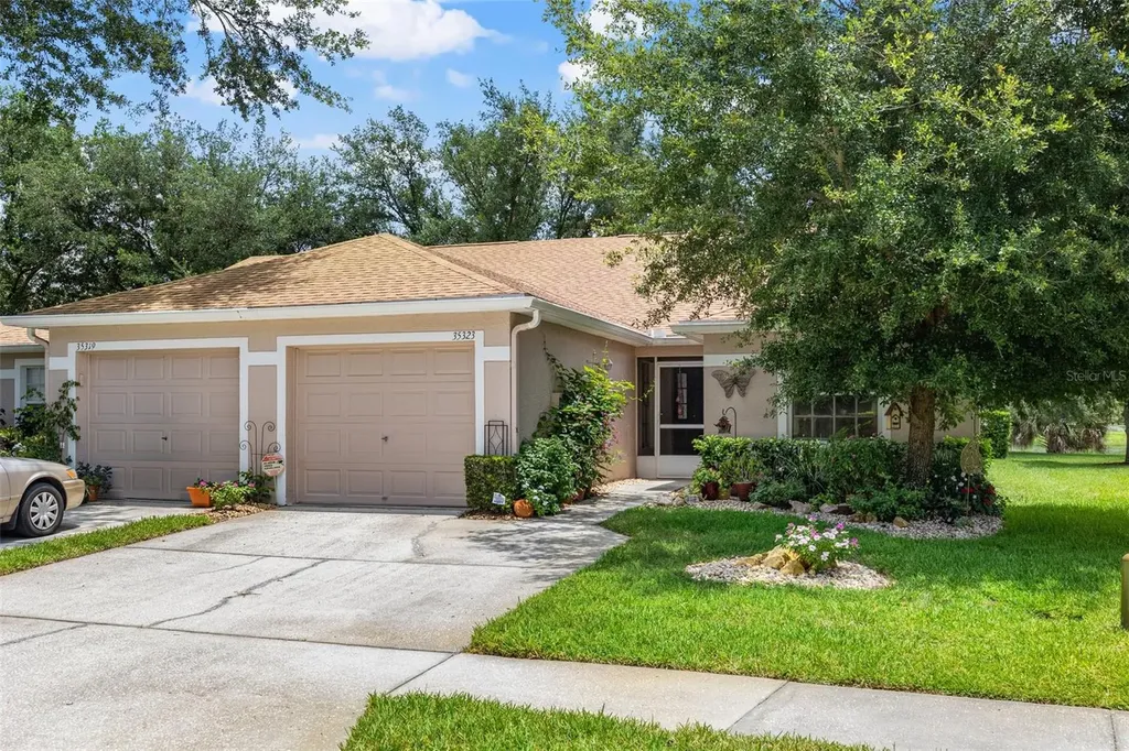 35323 Whispering Pines Drive Zephyrhills FL 33541