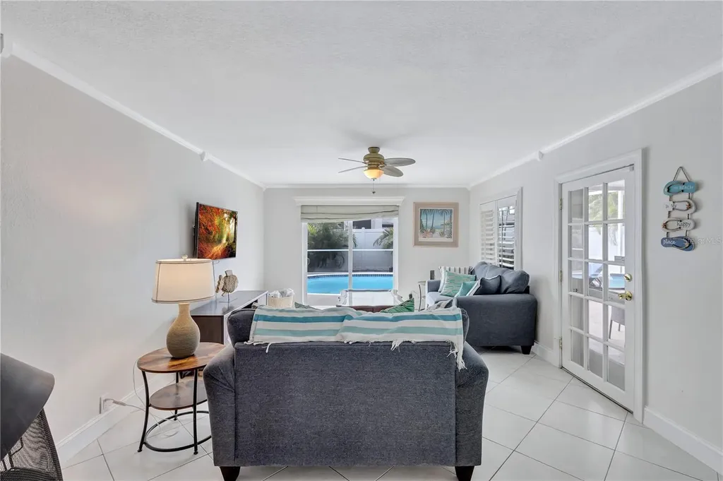 16110 3rd Street E Redington Beach FL 33708