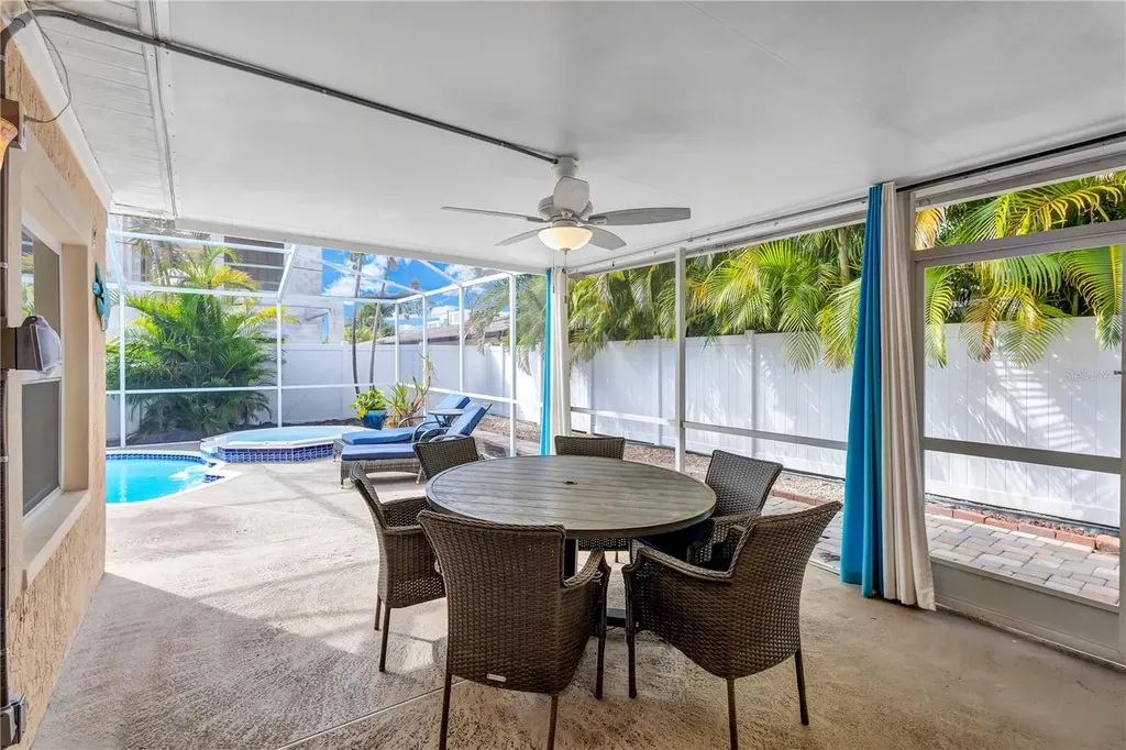 16110 3rd Street E Redington Beach FL 33708