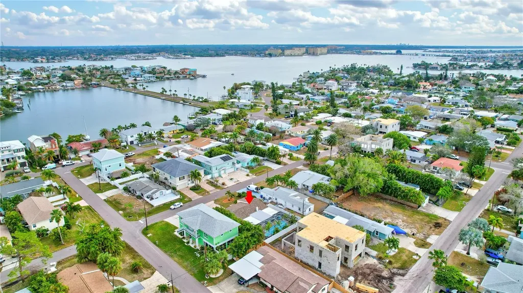 16110 3rd Street E Redington Beach FL 33708