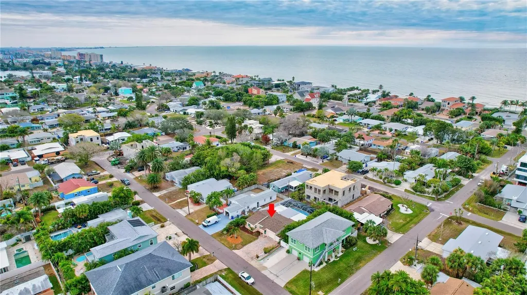 16110 3rd Street E Redington Beach FL 33708