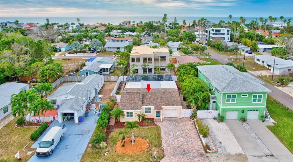 16110 3rd Street E Redington Beach FL 33708