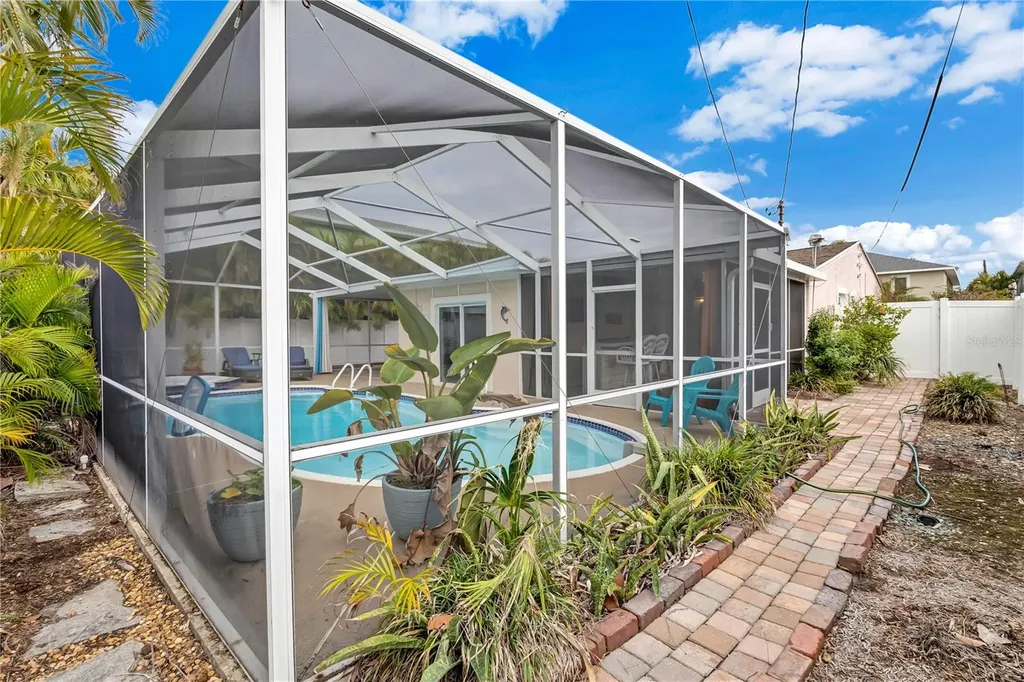 16110 3rd Street E Redington Beach FL 33708