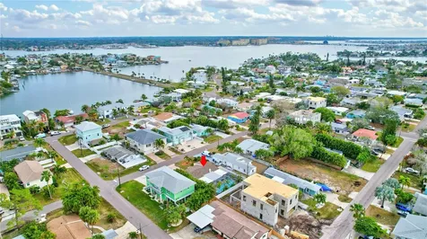 16110 3rd Street E Redington Beach FL 33708