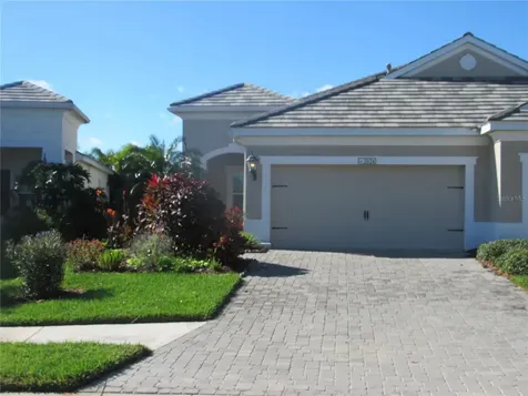 2024 Crystal Lake Trail Bradenton FL 34211