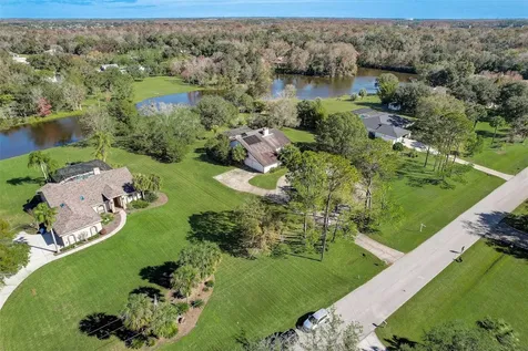 25253 Oaks Boulevard Land O Lakes FL 34639