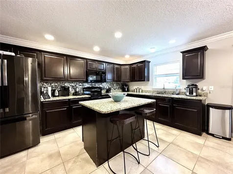 2477 Norwood Place Tavares FL 32778