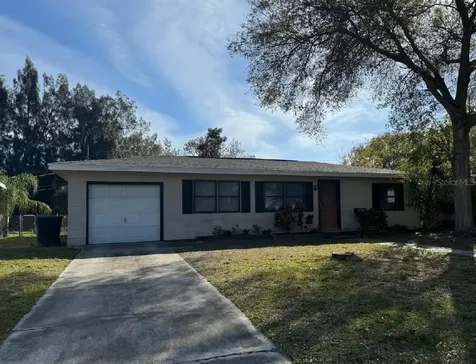 1110 60th Avenue N St Petersburg FL 33703