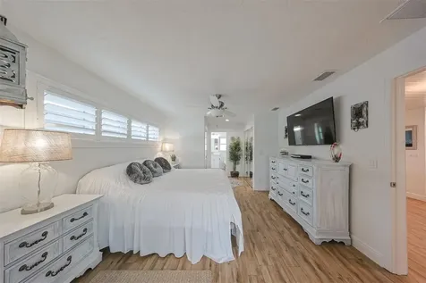 6436 Lake Sunrise Drive Apollo Beach FL 33572