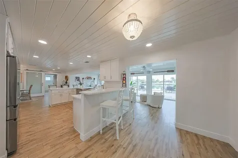 6436 Lake Sunrise Drive Apollo Beach FL 33572