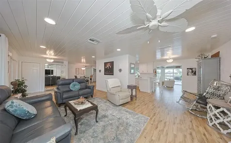 6436 Lake Sunrise Drive Apollo Beach FL 33572