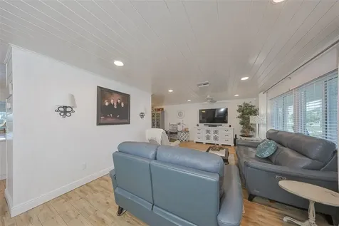 6436 Lake Sunrise Drive Apollo Beach FL 33572