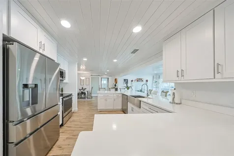 6436 Lake Sunrise Drive Apollo Beach FL 33572
