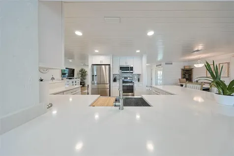 6436 Lake Sunrise Drive Apollo Beach FL 33572