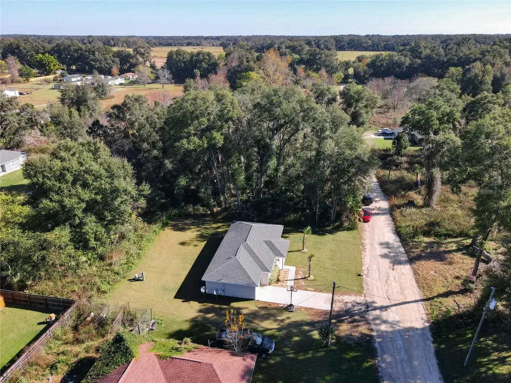 1053 NW 124th Place Citra FL 32113