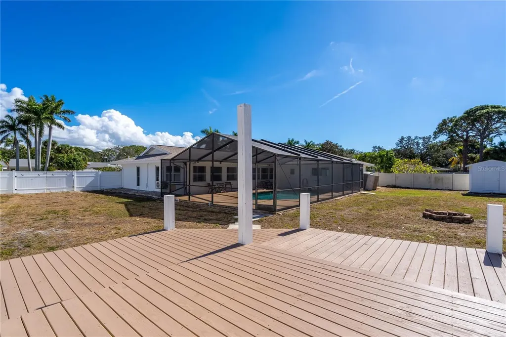 1212 63rd Street NW Bradenton FL 34209