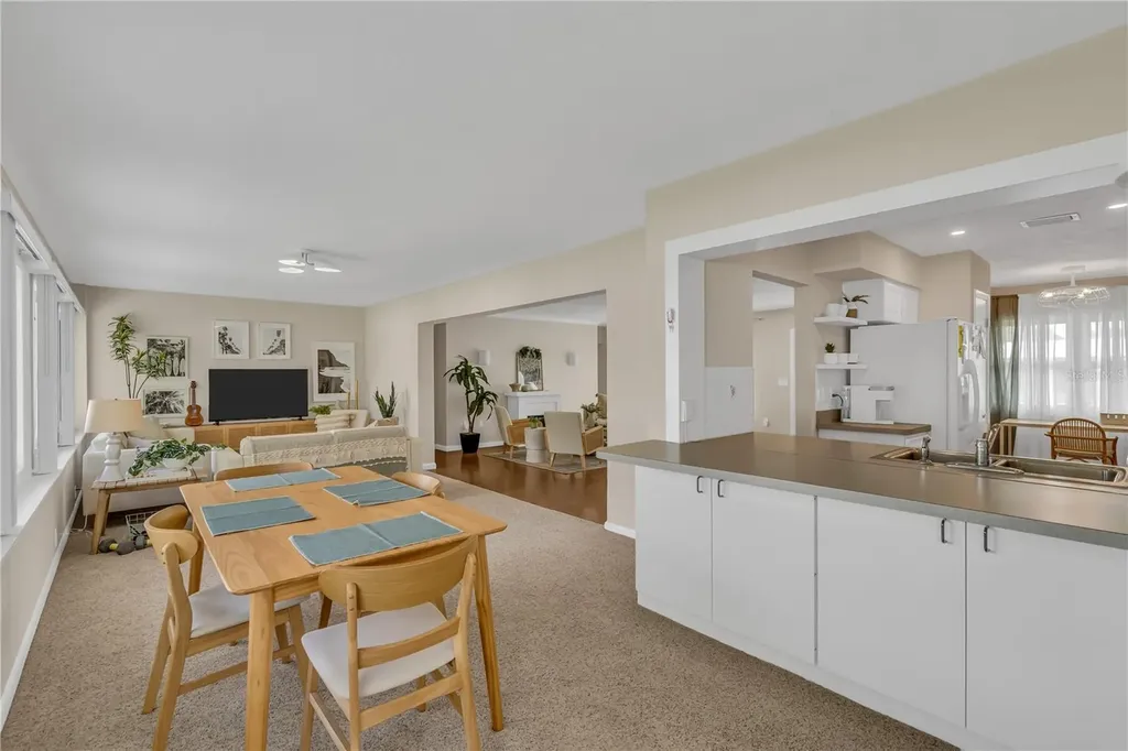 2449 Breakwater Circle Sarasota FL 34231