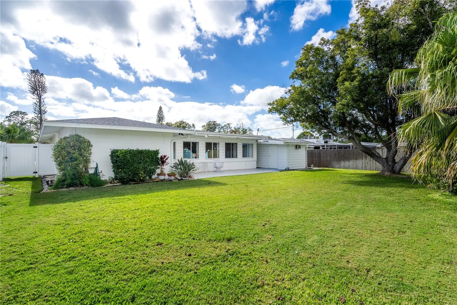 2449 Breakwater Circle Sarasota FL 34231